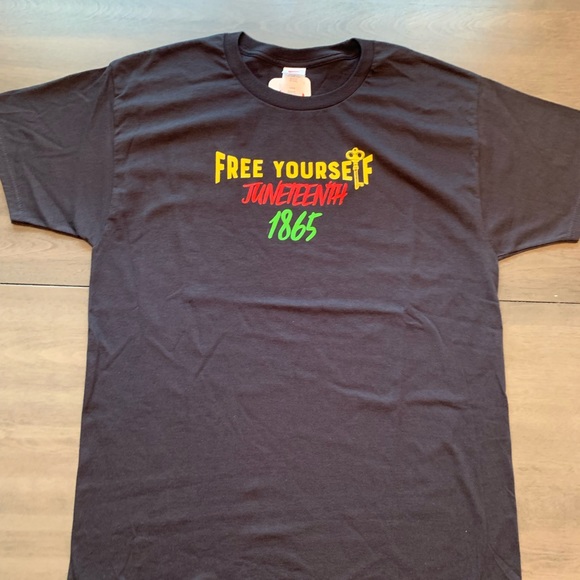 Black , Gold , Red , and Green t-shirts - Picture 3 of 3